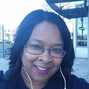 Meet your Posher, Nona